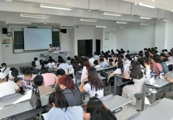 構建職業(yè)教育升學立交橋夯實產(chǎn)業(yè)集群高質量開展的技能人才之基